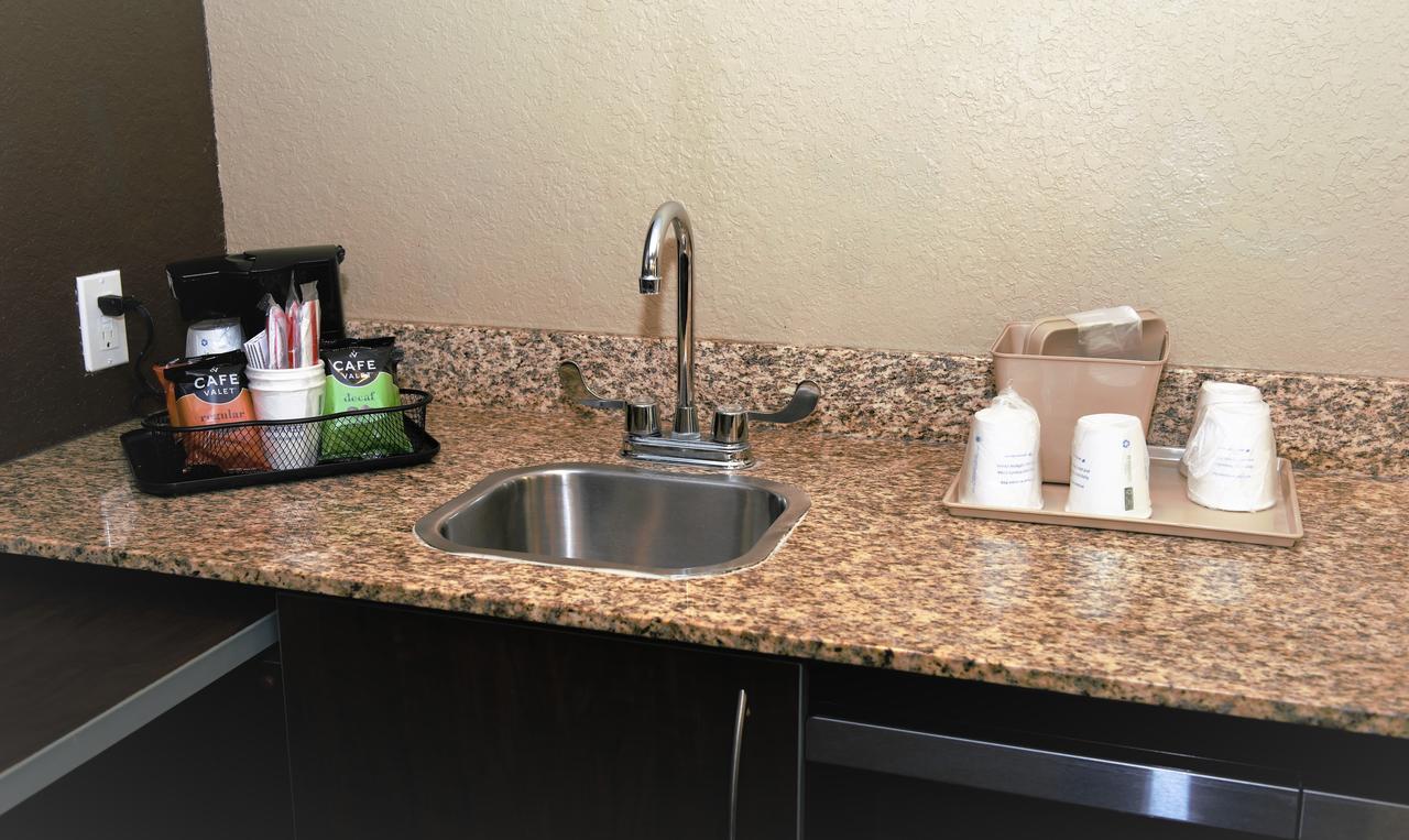 Microtel Inn & Suites By Wyndham Jacksonville Airport Dış mekan fotoğraf